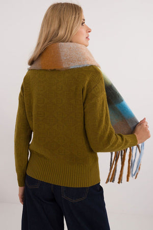 Shawl model 200279 AT