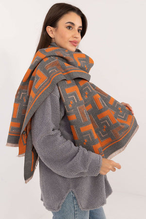 Shawl model 205968 AT