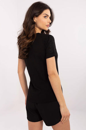 T-shirt model 210660 Relevance