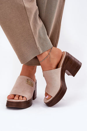 Heeled sandals model 213038 Step in style