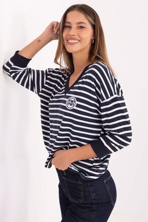 Blouse model 218843 Relevance