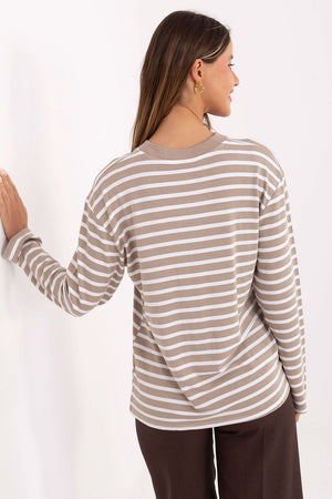 Blouse model 221746 Relevance