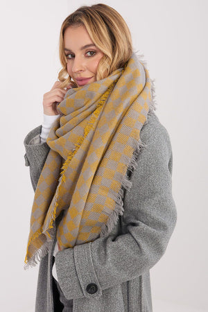 Shawl model 222312 AT