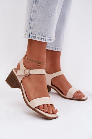 Heel sandals model 225112 Step in style