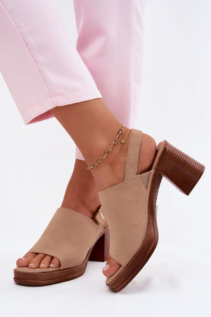 Heel sandals model 227915 Step in style