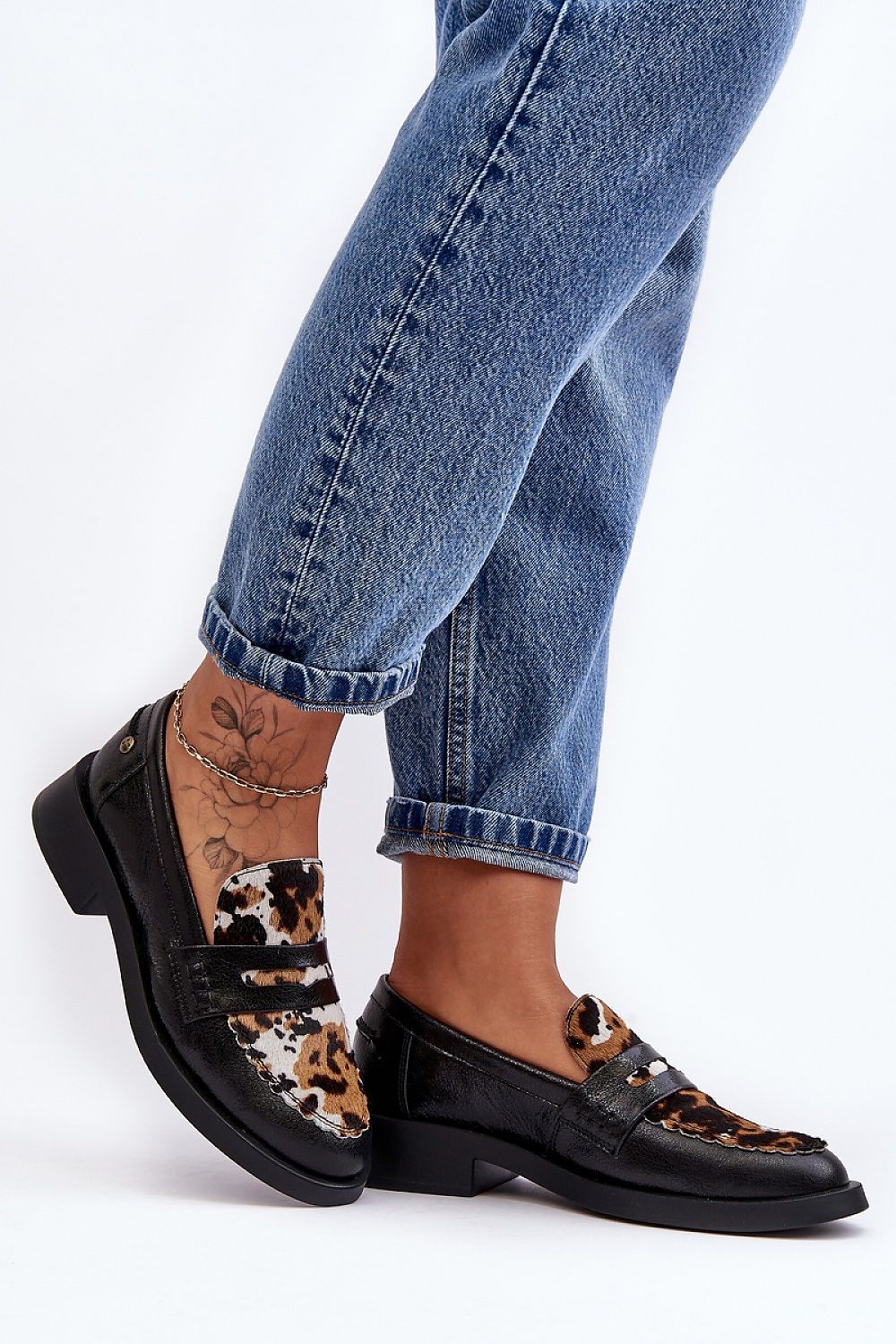  Heeled low shoes model 188502 Step in style 