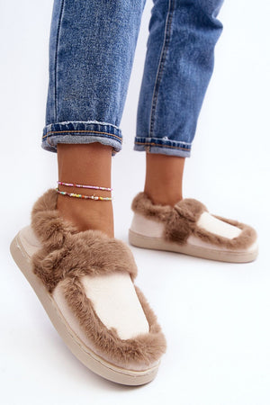  Slippers model 189096 Step in style 
