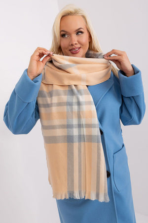  Shawl model 190564 AT 