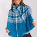  Shawl model 190569 AT 