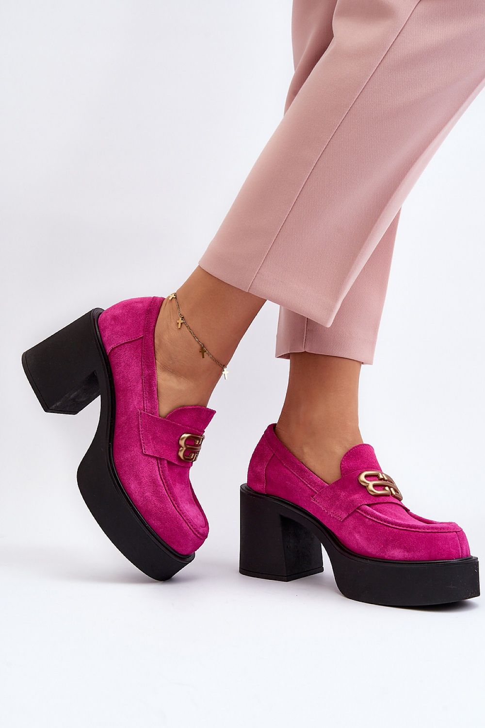  Heeled low shoes model 192917 Step in style 