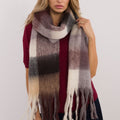  Shawl model 200280 AT 