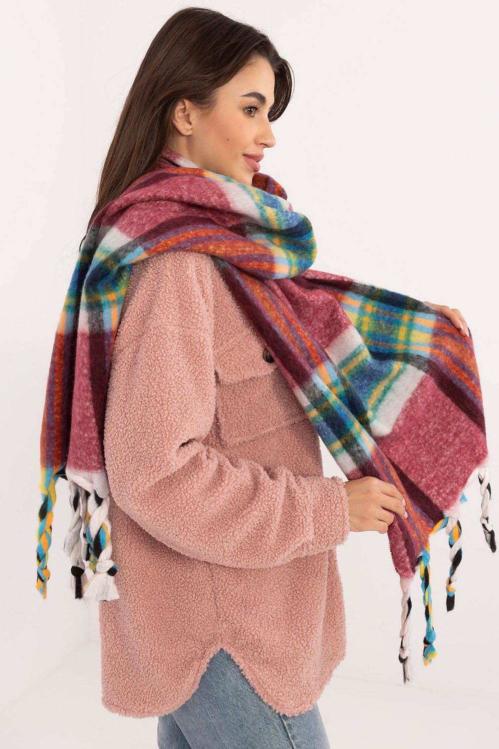  Shawl model 202577 AT 