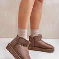  Snow boots model 202622 Step in style 