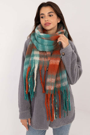 Shawl model 203170 AT 