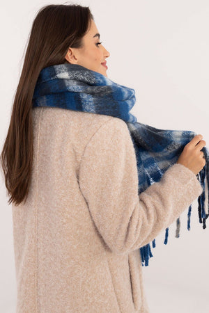  Shawl model 203172 AT 