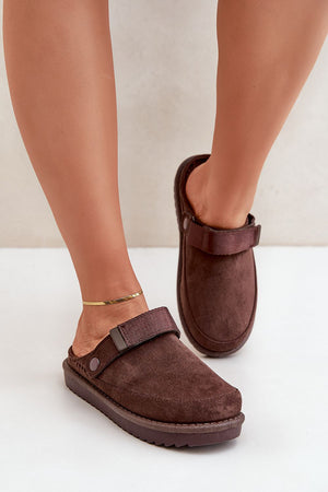  Slippers model 204651 Step in style 