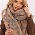  Shawl model 205964 AT 