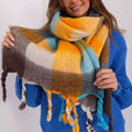  Shawl model 208272 AT 