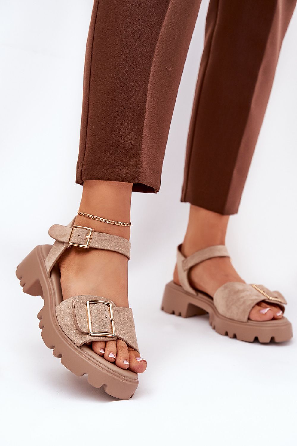  Sandals model 210052 Step in style 