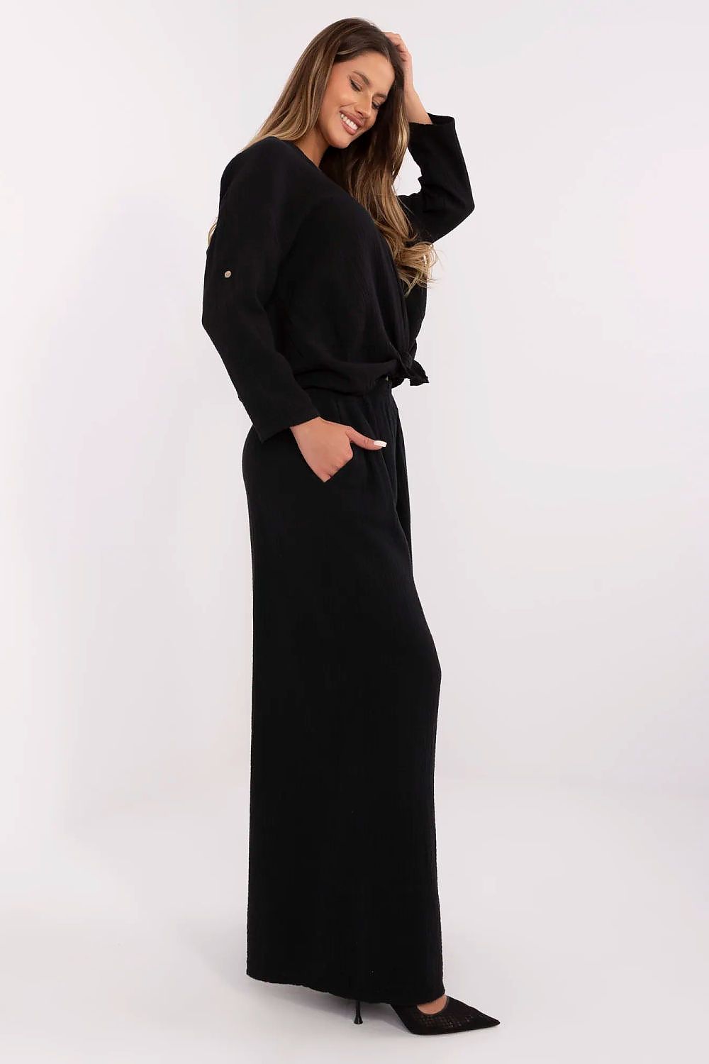  Women trousers model 211274 Italy Moda 