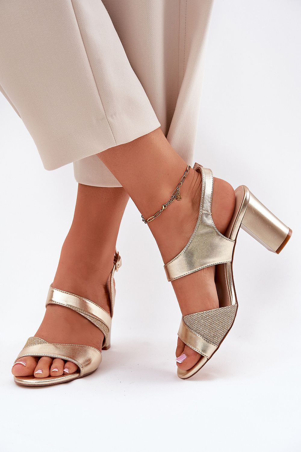  Heel sandals model 212907 Step in style 