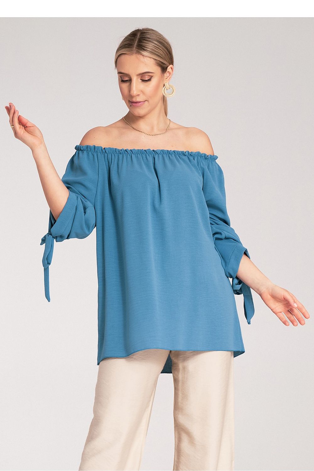 Blouse model 214895 Figl 