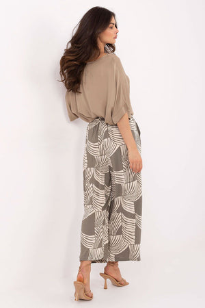  Women trousers model 215119 Sublevel 