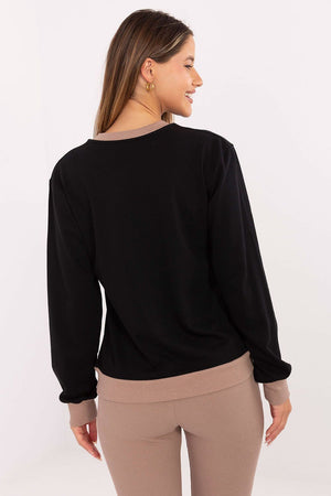 Sweatshirt model 217304 Relevance 