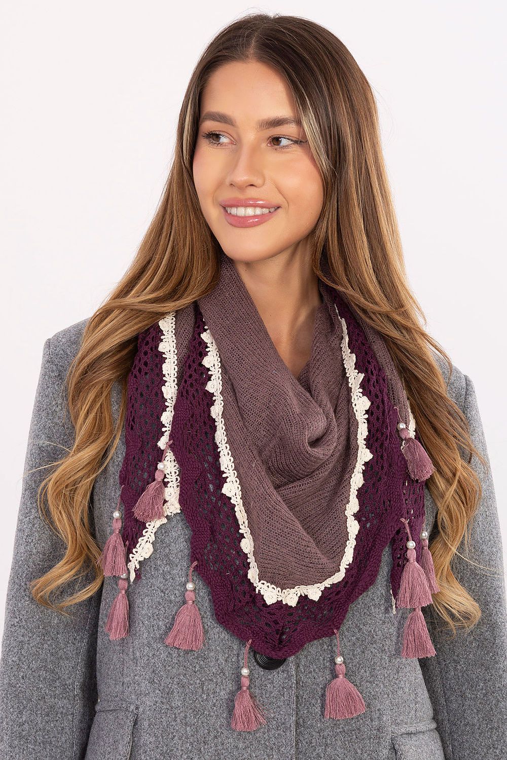  Neckerchief model 220384 AT 