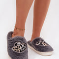  Slippers model 221499 Step in style 