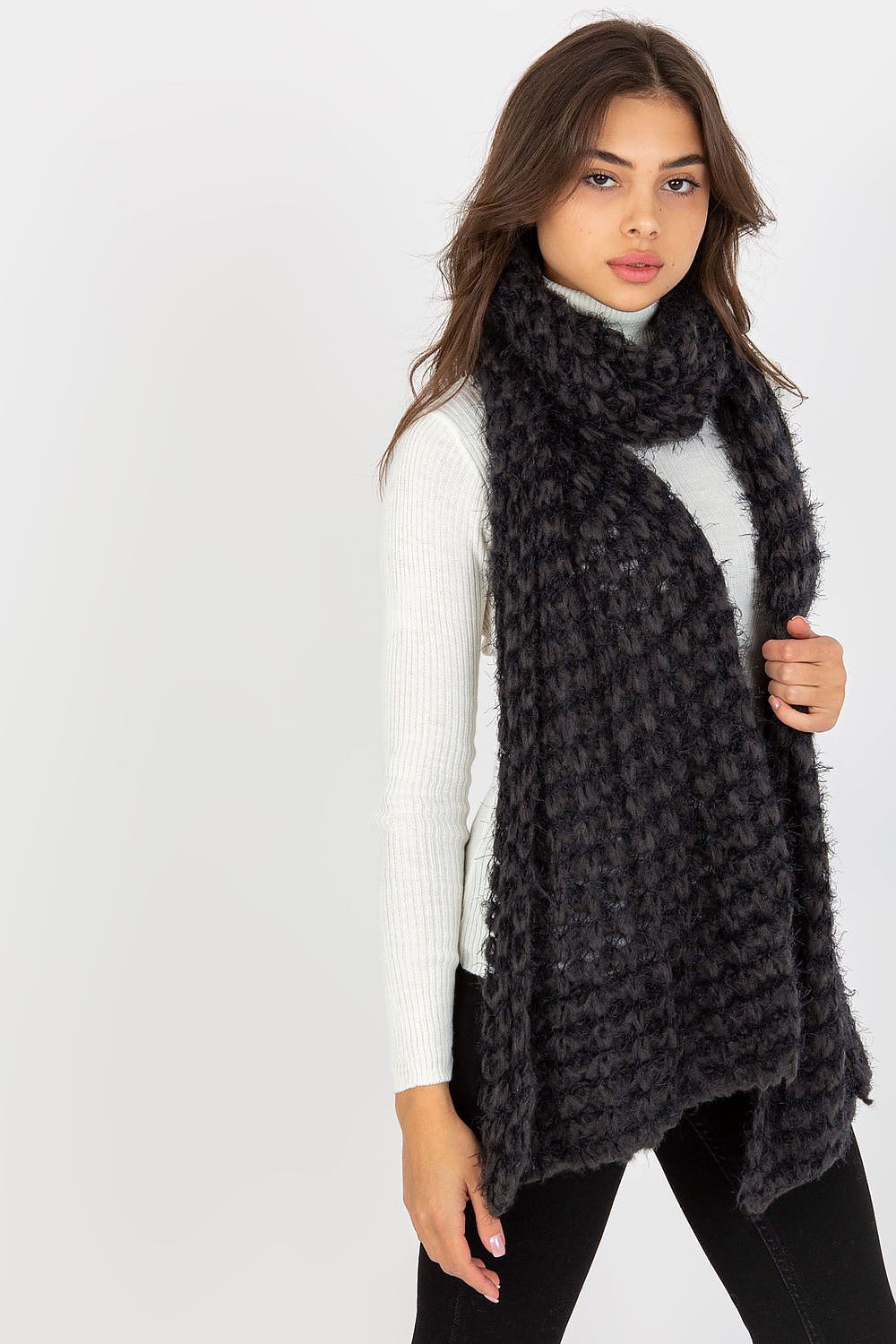  Shawl model 174879 AT 