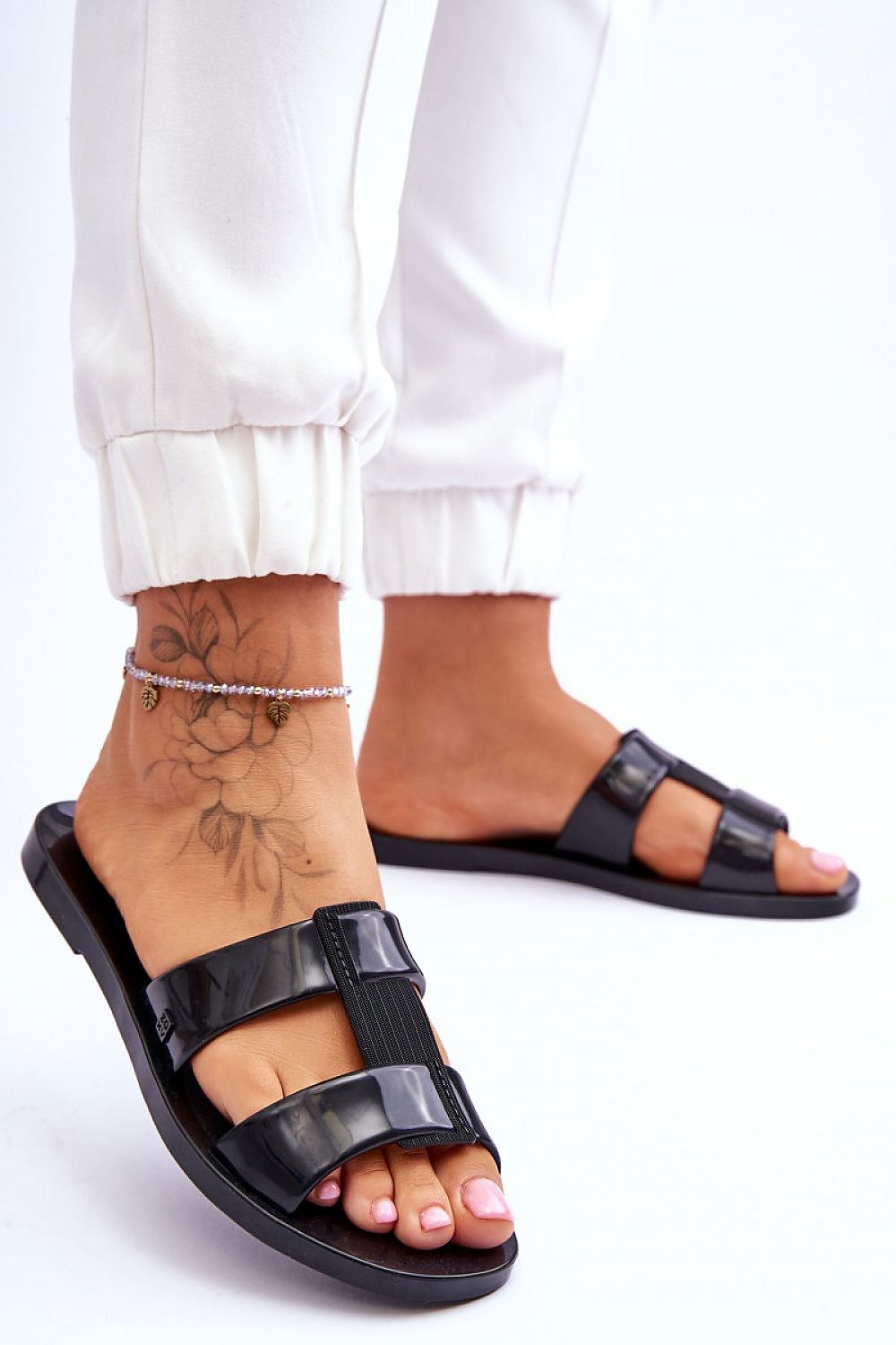  Flip-flops model 178355 Step in style 